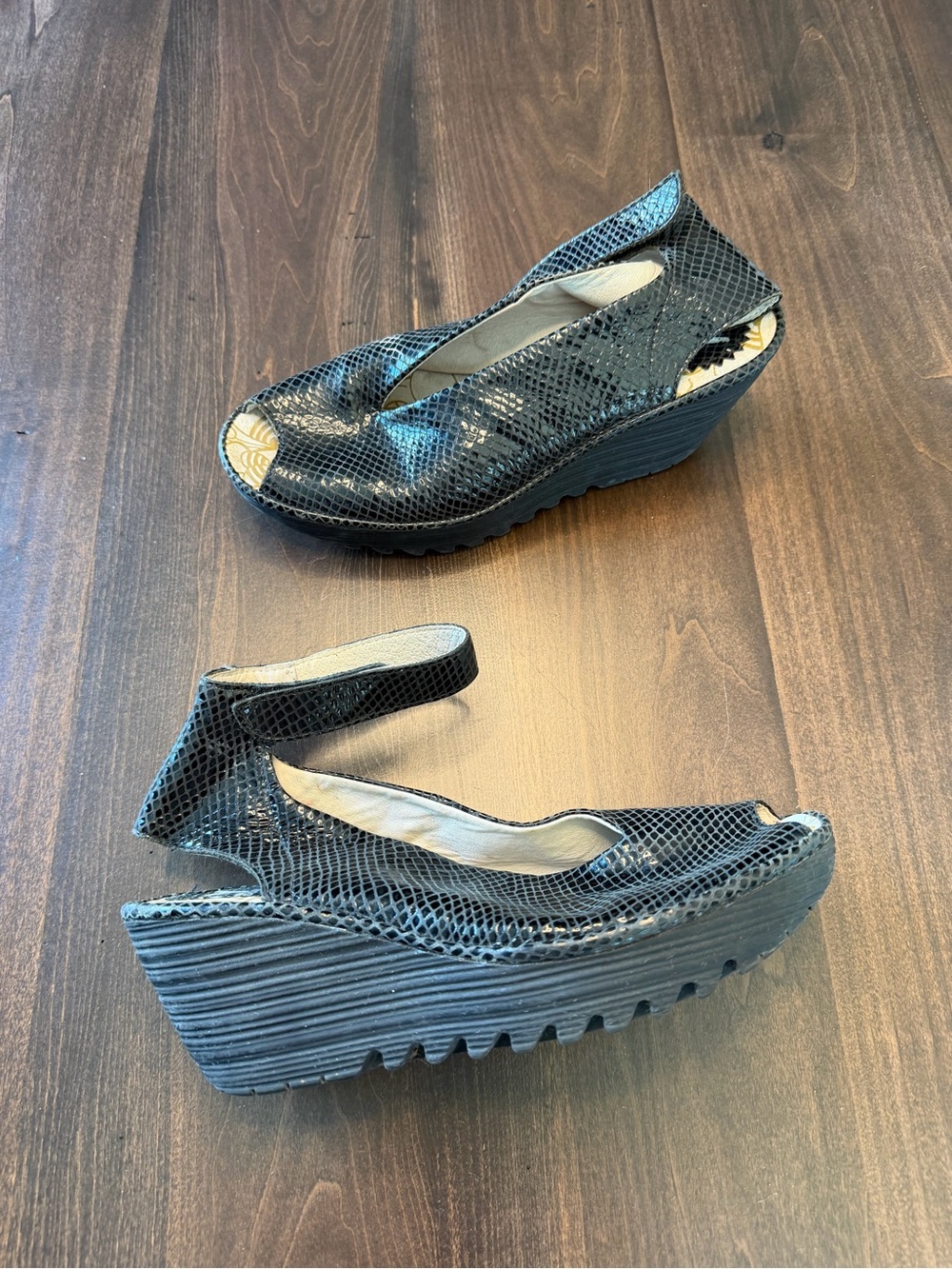 Fly London Black Snake-Print Peep-Toe Wedge Sandals